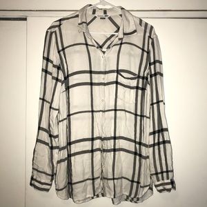 ❌SOLD❌ White & Black Plaid Old Navy Flannel